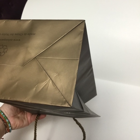 FWP TERRA NOSTRA Paper Shopping Bag - Picture 6 of 6